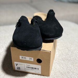 Asgard Women's Black Suede Clogs